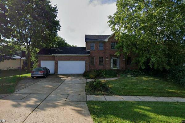 Single-family home sells for $525,000 in Batavia