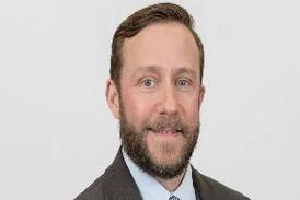 Yorkville alderman rejects  conflict of interest claim in representing ex-Oswego parks director