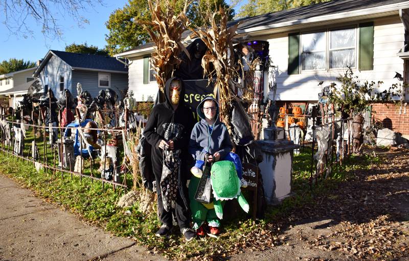 Photos Halloween arrives to haunted streets in DeKalb Shaw Local