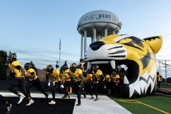 Illinois high school football scores: Week 9, 2025