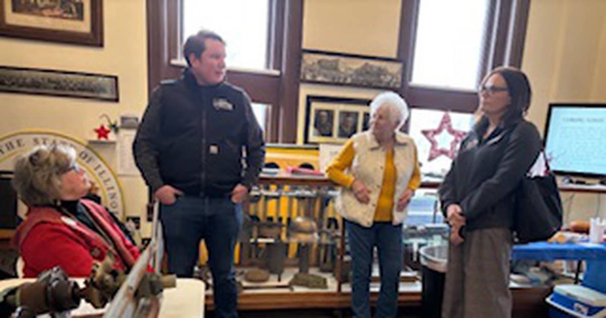 Fritts visits Flagg Township Museum