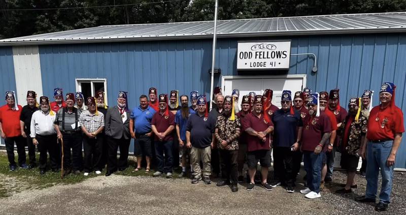 The Ancient Mystic Order of Samaritans (the playground of the Odd Fellows) invaded Odd Fellows Ottawa 41 lodge Friday and Saturday for its annual Central Division Meeting, mischief and merriment are the business of these rowdy Samaritans.