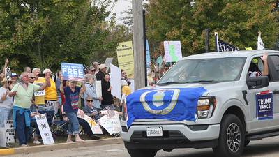 Photos: Hundreds gather in Princeton for 'No Kings' protest