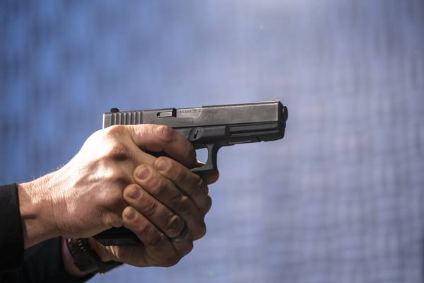 Illinois lawmakers considering ban on guns like Glocks