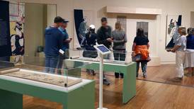 ‘Great Wave’ of Japanese art on exhibit at College of Dupage