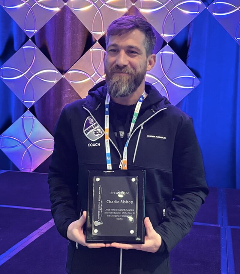 Dixon High School teacher Charlie Bishop has been named the 2025 Illinois Digital Educators Alliance Educator of the Year at IDEACon.