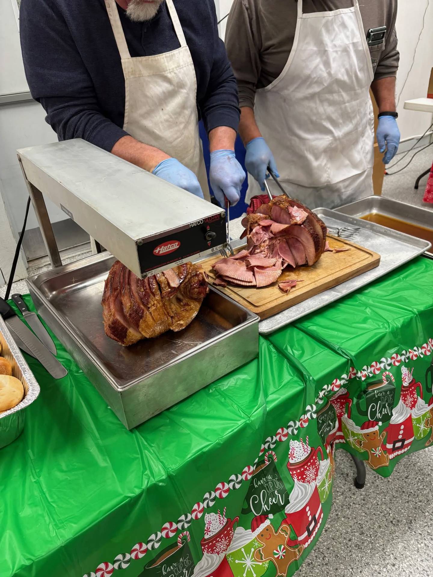 The evening features a full holiday meal prepared by committee vice president Bill Mellen, with help and donations from Piggly Wiggly, local businesses and community partners.