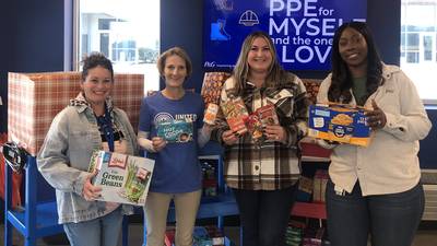 Procter & Gamble employees donate Thanksgiving meals for Grundy County families 