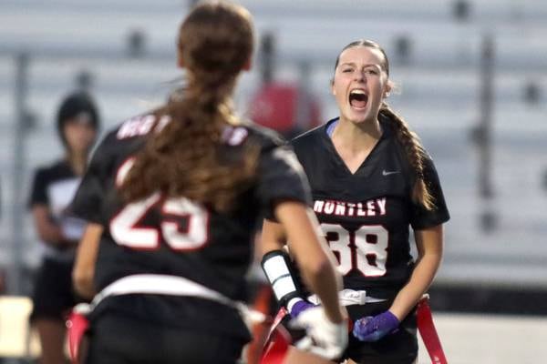Elena Fetzer, Huntley hold off McHenry