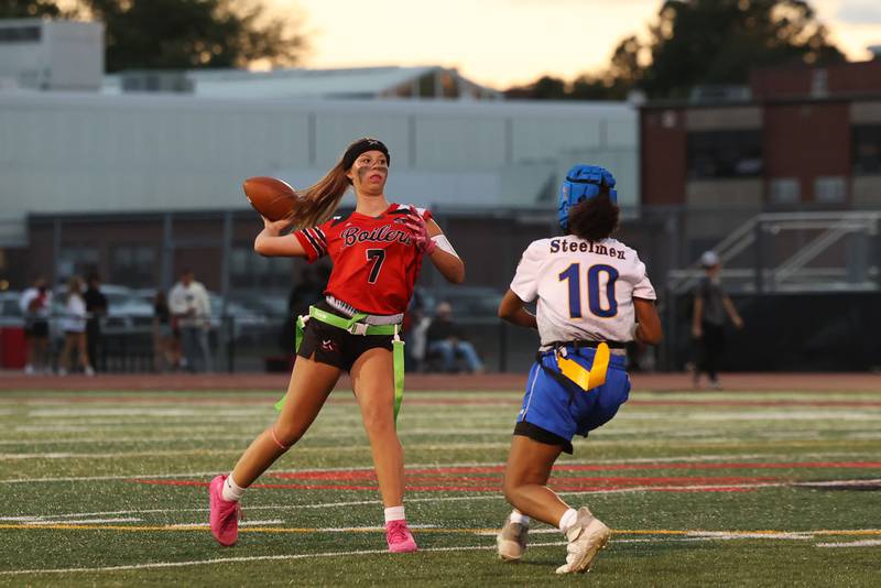 Bradley-Bourbonnais' Elise Munsterman throws a pass during the Boilermakers' 60-7 victory over Joliet Central in the season opener on Aug. 25, 2025.