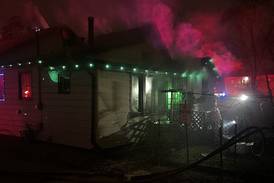 Fire damages Joliet home
