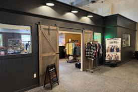 Streator men’s clothing store to close
