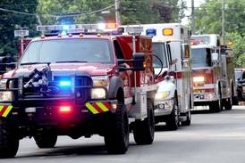 One injured as bathroom fire sends smoke through bedroom in Yorkville