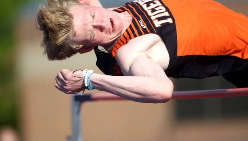 Wheaton Warrenville South's Ben Czarnecki competes in the high jump during the Class 3A St. Charles North Sectional on Thursday, May 19, 2022.