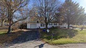 Single-family home sells in Rochelle for $122,500
