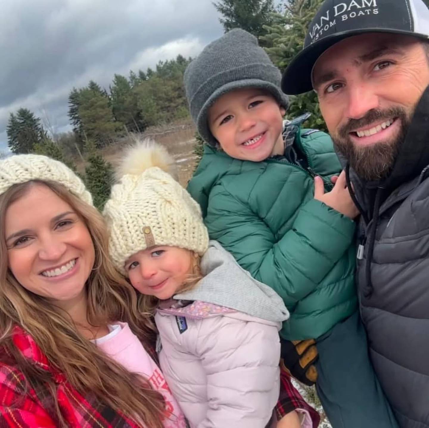 Dustin Pearson of Mt. Pleasant, Mich., who died as result of the accident racing at Lake DePue on Friday, July 25 left behind his wife Devan, and twp young children, Reed and Baker.