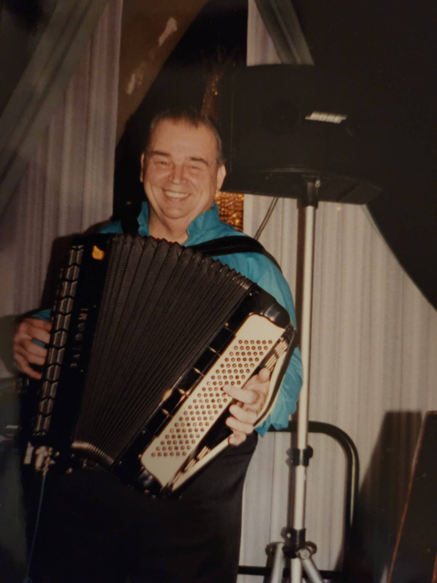 Bob Doszak performed so many festivals, weddings, dances, parades and church events, people dubbed him Joliet’s Polka King,