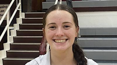 Morris overcomes first-set jitters to top Ottawa in first volleyball match in new gym