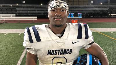 Deon Davis’ 153 yards, 4 TDs carry Downers Grove South past Morton to first West Suburban Gold title since 2013