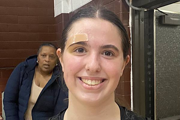 Lockport girls open strong with big win over Morris