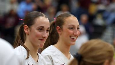 Smith sisters shine in senior season, help lead Prairie Ridge volleyball back to state