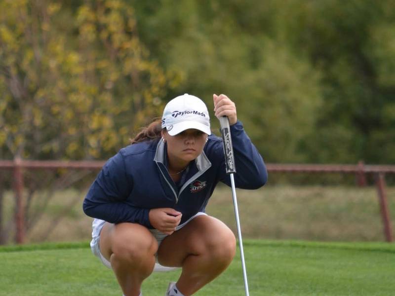 Downers Grove South senior Miah Wanserski is the Suburban Girls Golfer of the Year