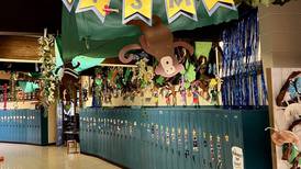 Sterling elementary students going wild over rainforest studies 