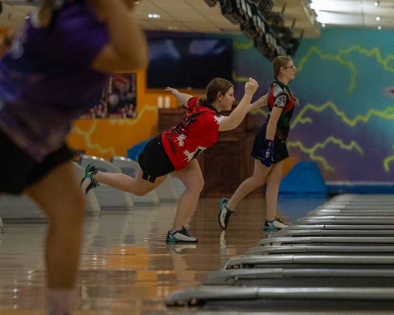 Bowlers bowl balls down lane at the L-P Cavalier Classic on Saturday, December 20, 2025 at Super Bowl in Peru.