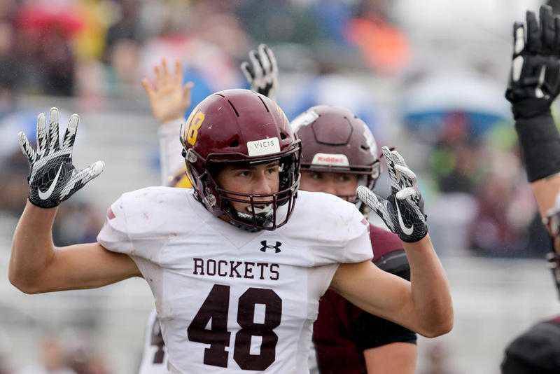 Richmond-Burton tight end-defensive end Jacob Petersen committed Saturday to play football at Holy Cross in Worcester, Massachusetts. Petersen will play tight end for the Crusaders.