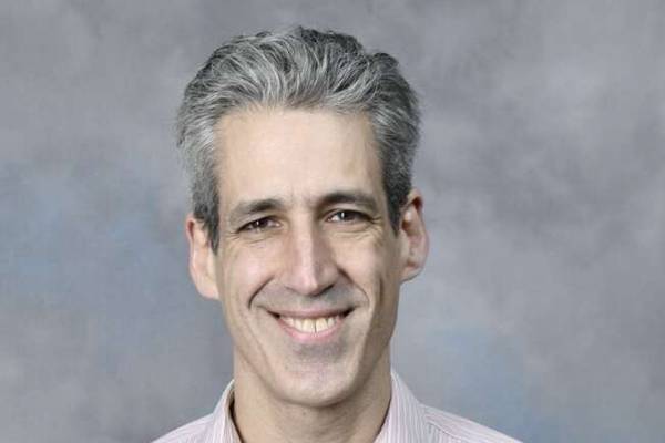 U.S. Rep. Jan Schakowsky endorses Daniel Biss to succeed her in 9th District