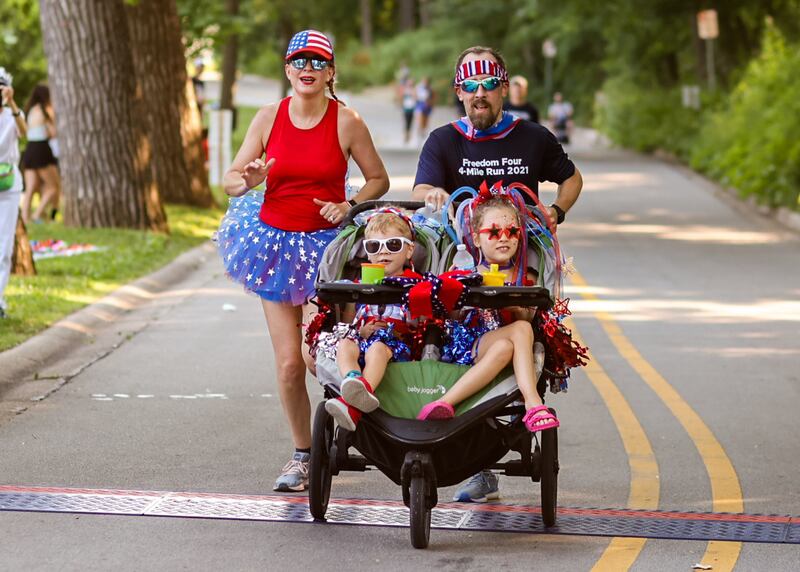 Kick off your Fourth of July holiday with the Freedom Four, a four-mile run/walk that follows a scenic route around Lake Ellyn Park and the surrounding neighborhood.