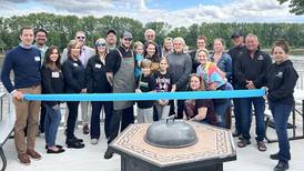 Peru waterfront restaurant closes for season