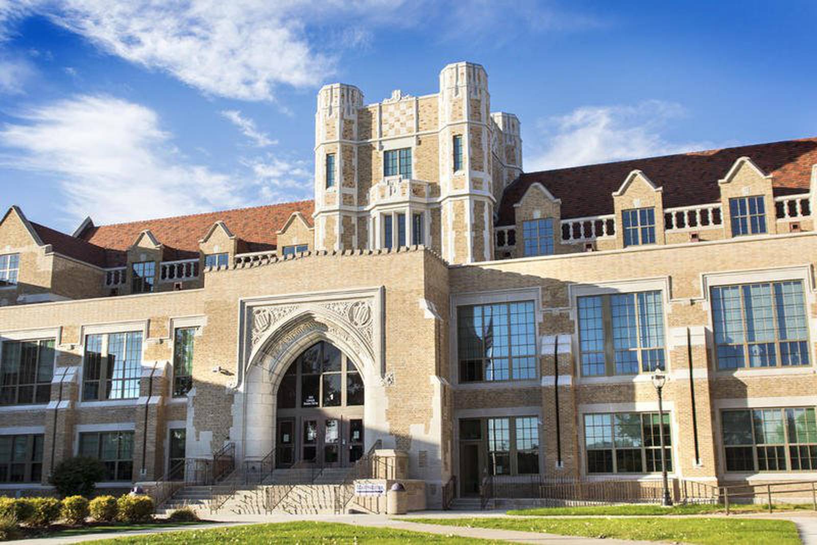 Dixon schools begin registration Shaw Local