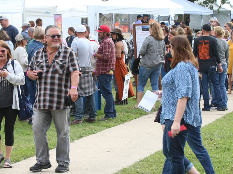 Four fall festivals this weekend in Starved Rock Country