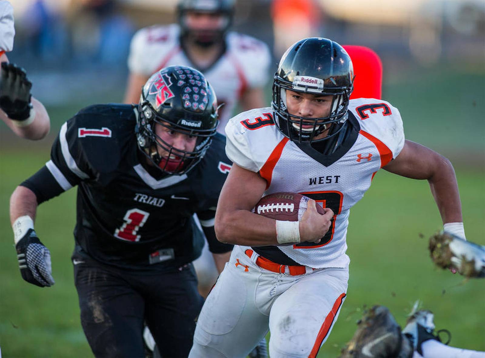 montalvo-lincoln-way-west-football-road-warriors-sink-triad-shaw-local