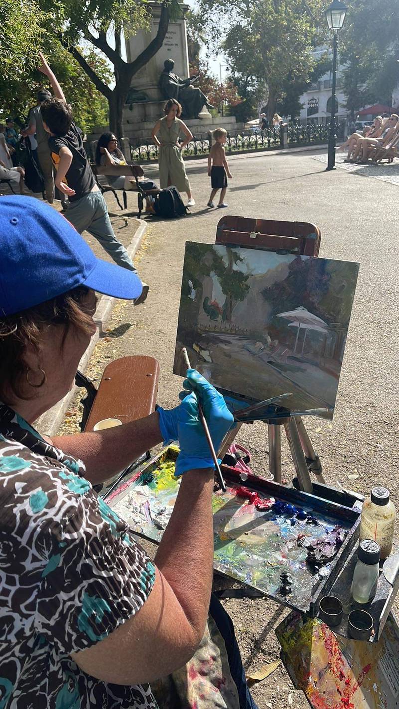 New Jersey based plein air artist Marjorie Haley paints a park in Lisbon, Portugal.