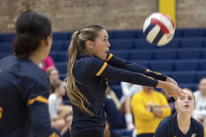 Sterling’s Marley Sechrest makes a pass against Galesburg Tuesday, Sept. 24, 2024, in Sterling.