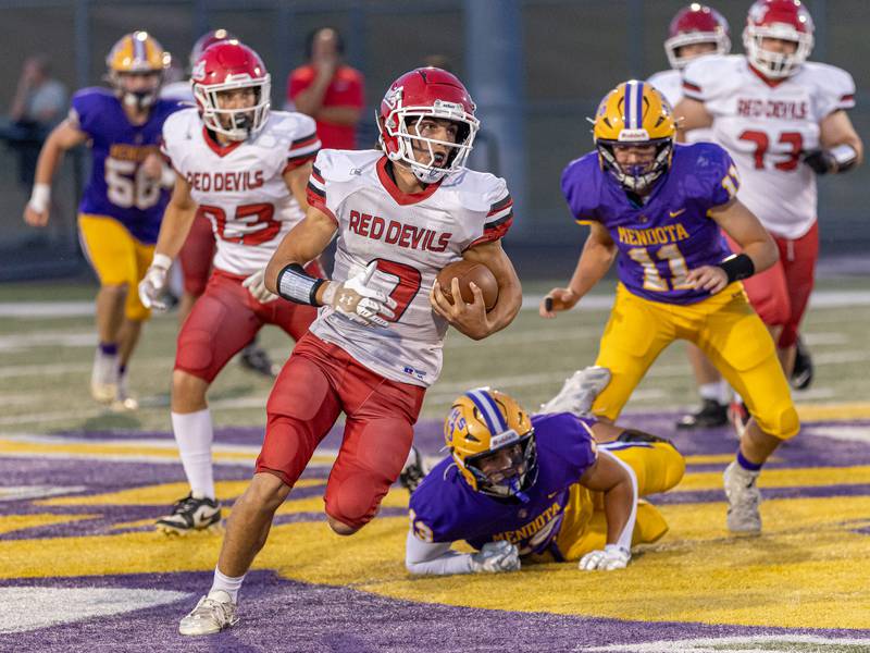 Stifling defense, big plays lead Hall-Putnam County to victory over Mendota
