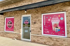 New Sycamore bakery offers gourmet cupcakes