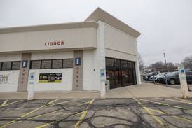 Dixon’s former Snyder’s pharmacy, now 301 North, sold to CGH Medical Center