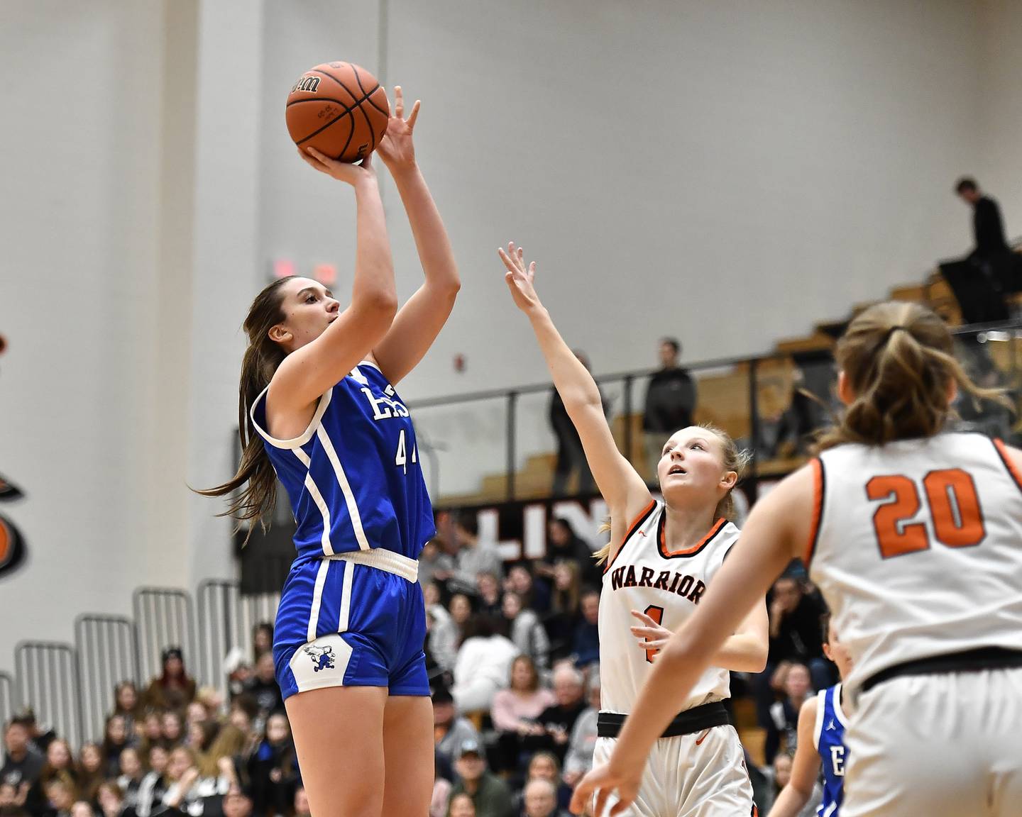 Lincoln-Way East's Hayven Smith (44) shoots a jump shot against Lincoln-Way West on Monday, Dec. 19, 2022, at New Lenox.