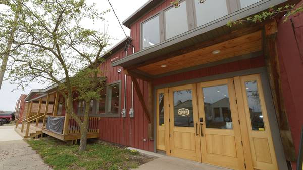 Lumber Lane Gallery in Seneca to debut with art exhibition by J. Douglas Dalrymple