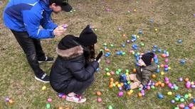 Photos: Cantigny hosts egg hunt and visit with the bunny