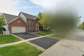 Single-family home sells in Geneva for $658,000