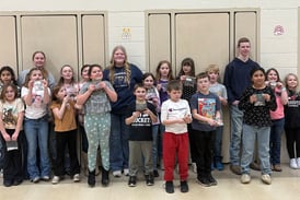 Ogle and Carroll county students take part in agriculture and Tootsie Roll activity