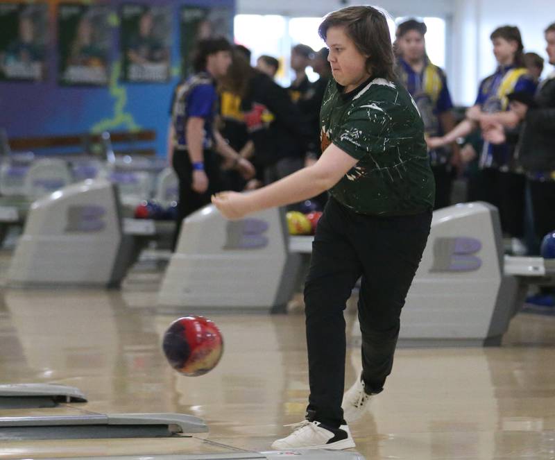 St. Bede's Dominic Fonderoli bowls in the Regional Bowling meet on Saturday, Jan. 14, 2023 at the Illinois Valley Super Bowl in Peru.
