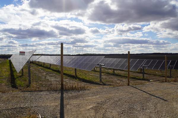 Ribbon-cutting, energization ceremony held for Oregon’s 31-acre community solar project