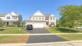 Single-family home sells in Woodstock for $430,000