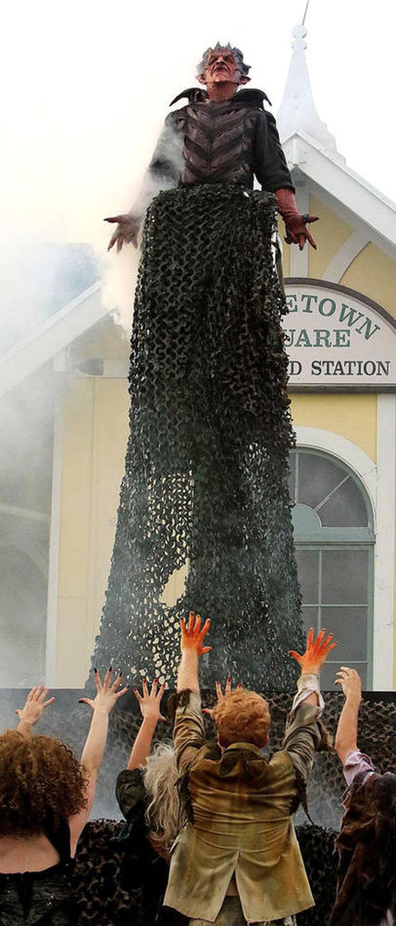 Fright Fest returns to Six Flags Great America in Gurnee for 25th