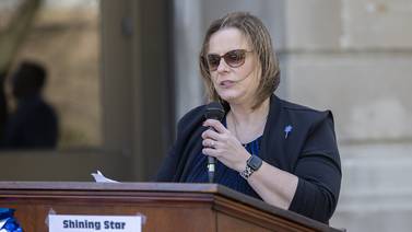 Hands Around the Courthouse – a child abuse awareness event – set for April 10 in Dixon